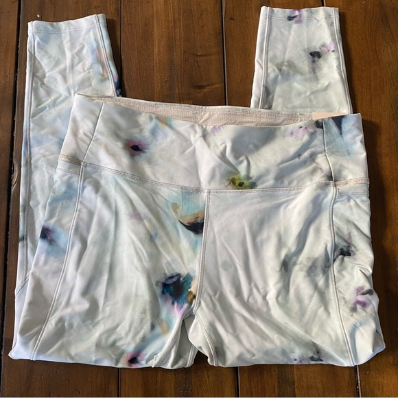 CALIA Carrie Underwood White and Blue Leggings Dreamy Watercolor Design NWT XL - Picture 1 of 6